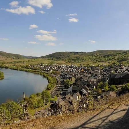 בית נופש At The Chairlift
